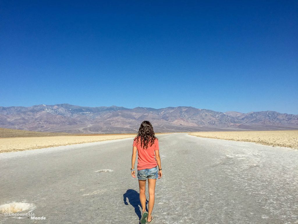 badwater visiter death valley