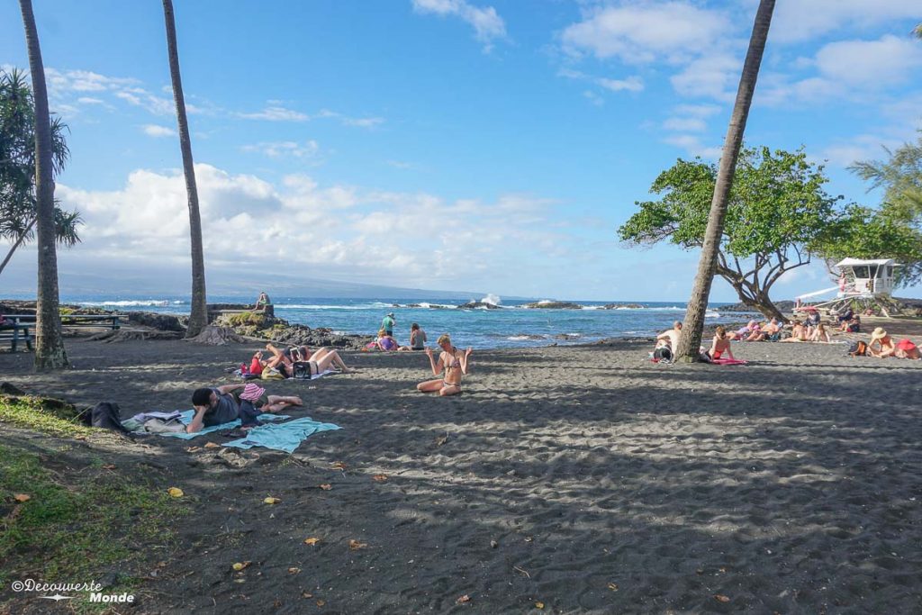 Big Island : Mon voyage de 10 jours sur la plus grande des îles d'Hawaii. Ici à la plage Richardson's de Hilo. Retrouvez l'article ici: https://www.decouvertemonde.com/big-island-voyage-iles-hawaii