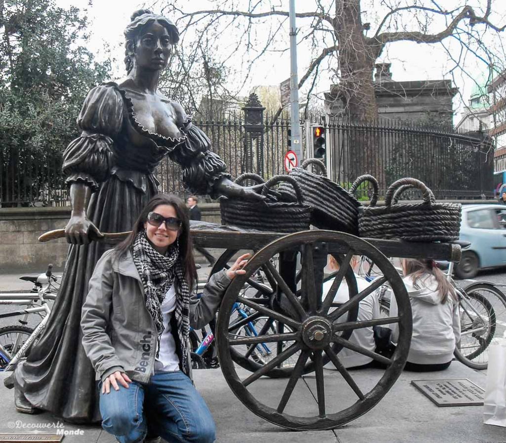 La statue de Molly Malone à Dublin. Photo tirée de mon article Visiter Dublin en Irlande : Que voir et faire le temps d'un weekend. #irlande #dublin #europe #voyage